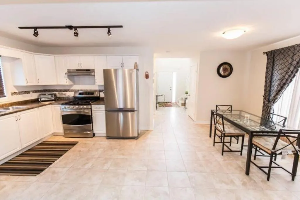 Beautiful Fallsview Home Καταρράκτες του Νιαγάρα Καναδάς