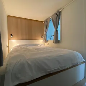 Entire Renovated From 1780 With Kitchen, Bath, Bedroom, And Living In Skuteviken , Bergen Norway