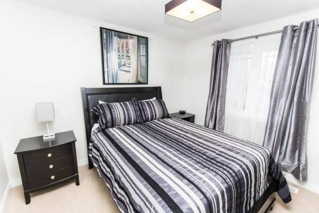 Beautiful Fallsview Home Niagara Falls Holiday home